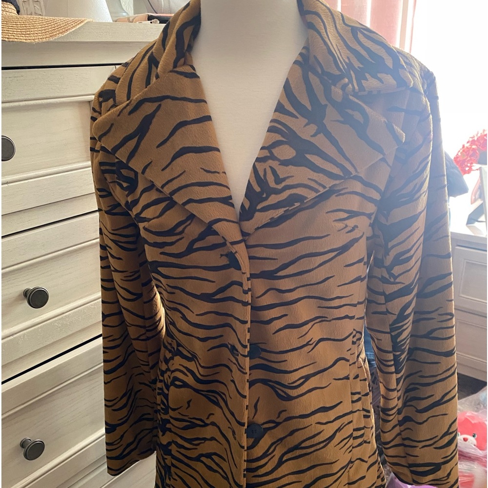 Formula X trench style long jacket size small